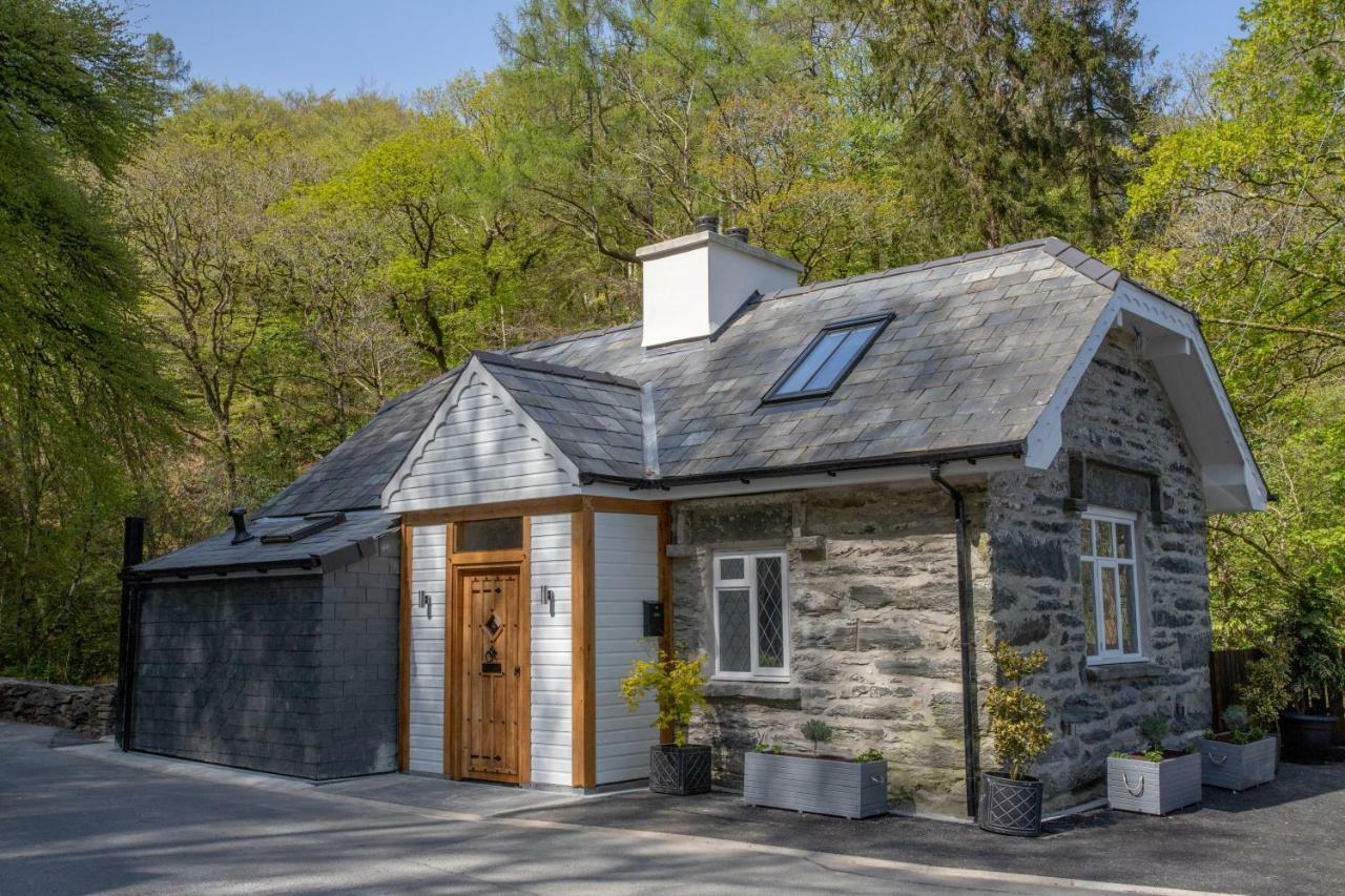 Aberdunant Hall 포스마독 외부 사진